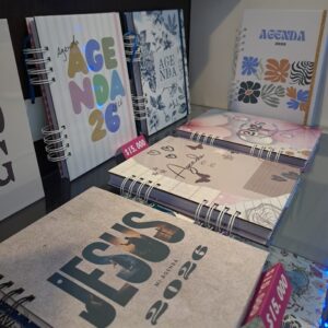 AGENDA A5 / 120 HOJAS / BLANCAS / RAYADAS